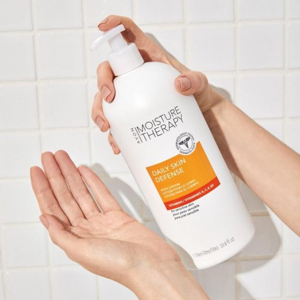 Avon Moisture Therapy Daily Skin Defense Bonus Size 33.8 Body Lotion